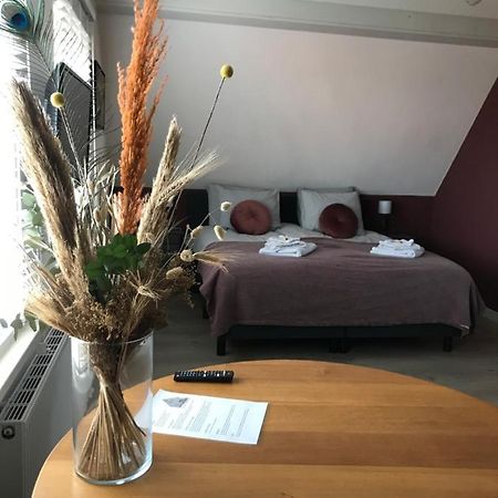 デン・ブルグ Bed & Koffie, Op De Spinbaan Bed & Breakfast エクステリア 写真