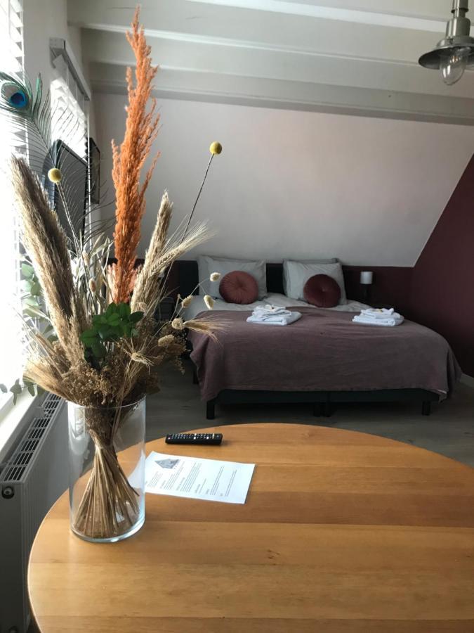 デン・ブルグ Bed & Koffie, Op De Spinbaan Bed & Breakfast エクステリア 写真